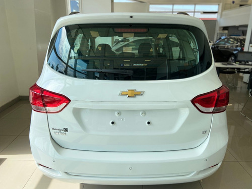 Imagen 7 de 20 de Chevrolet Spin Lt 5a 2023 Af