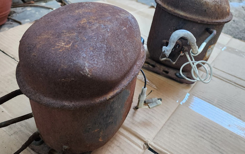 Dois Compressores Geladeira Usados Para Recondicionar (Usado)