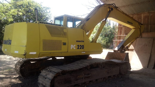 Excavadora Komatsu Pc 220