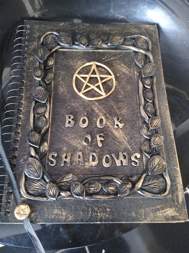 Grimorio Com Pauta 200 Folhas Pentagrama Caderno Místico