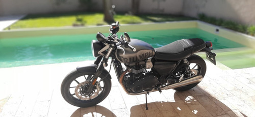 Imagen 2 de 2 de Triumph Street Twin Puedo Aceptar Menor De Mi Interes