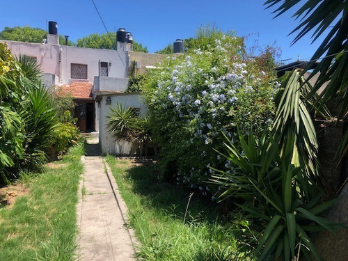 Jaime Cibils Y Emilio Raña, 2 Plantas, Jardin Al Fte, Hogar, Parrillero, Fondo