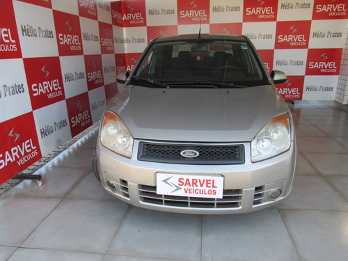 Imagem 2 de 9 de Ford Fiesta 1.6 Mpi Sedan 8v Flex 4p Manual