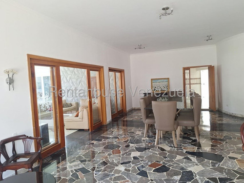 Amplia Casa En Venta Ubicada En Prados Del Este 24-24046