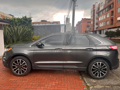Ford Edge 2.0 Titanium