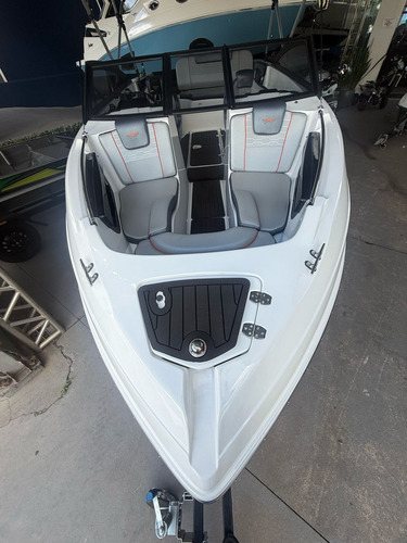 Focker 212 Mercury 150hp