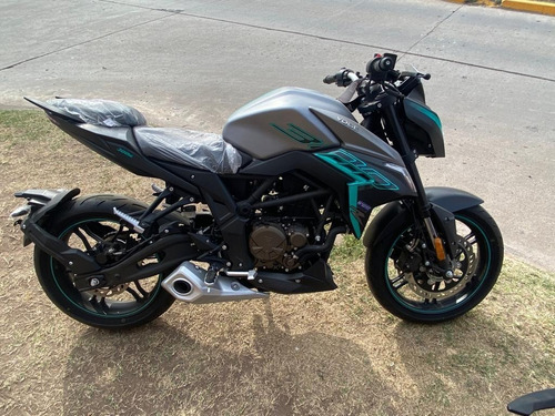 Voge 300r