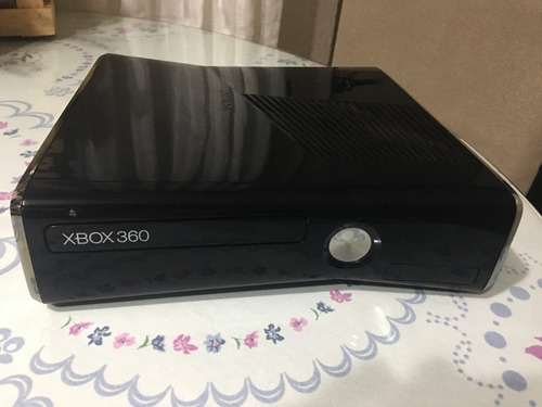 Excelente Consola Xbox 360 Slim Dd 250gb,accesorios Y Juegos