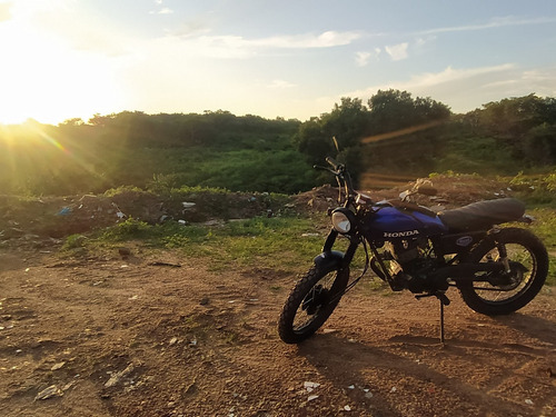 Imagem 8 de 9 de Honda Custon
