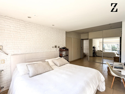 Casa En Venta De 1800 M2 De Lote Y 550 M2 Cubiertos En La Horqueta