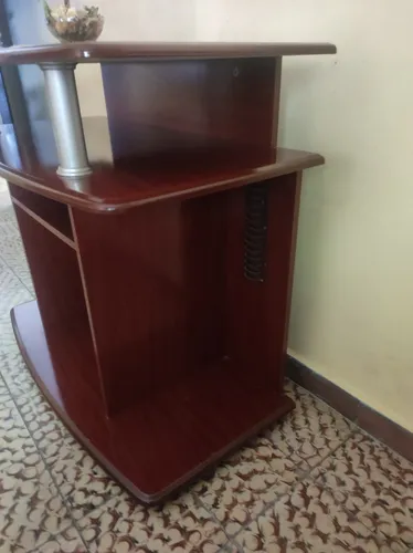 Rack Para Tv Y/o Equipo De Música. Caoba (Usado)