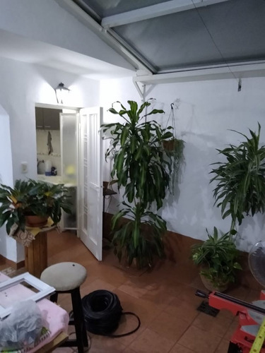 Imagen 8 de 17 de Casa En Venta En Avellaneda
