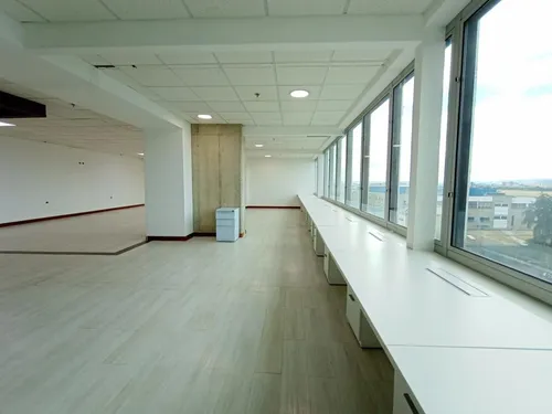 Oficina En Arriendo En Puerta De Teja. Cod A1087039