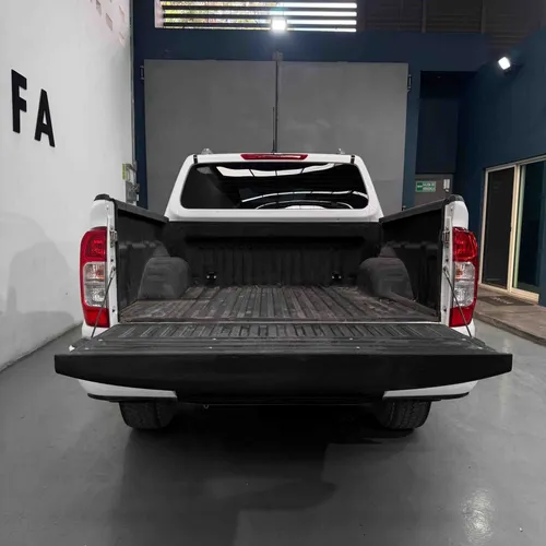 Nissan Frontier 2.5 Le At