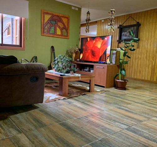 Casa En Parcela, 2 Cabañas, Piscina, Huerta, Palguín Bajo