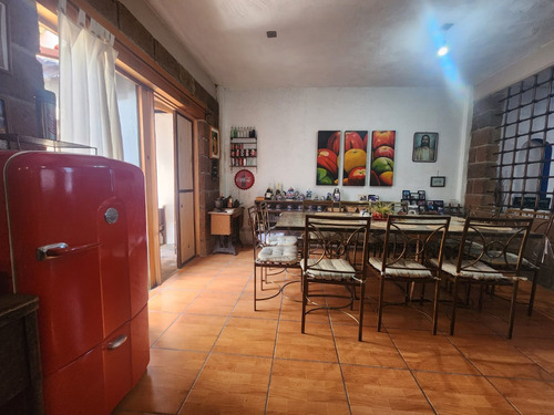 Venta Casa La Joya Ii Muy Cerca Del Centro Y De Los Servicios Que Ofrece Ixtapan De La Sal Edomex Con Bonita Vista, Segurda, Amueblada Y Cómoda. De Oportunidad; Cuenta Con Jacuzzi A Cubierto