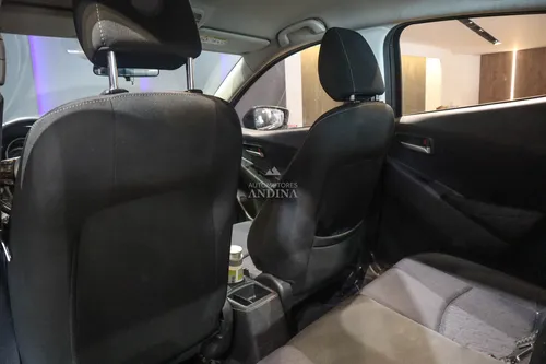 Mazda 2 Touring 1.5