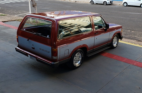 Imagem 2 de 15 de Gm Bonanza Custom Deluxe 4.1 1990 Completa