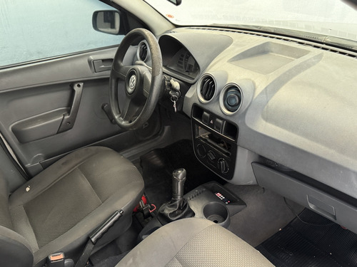 Volkswagen Gol 1.0 MI 8V FLEX 4P MANUAL G.V