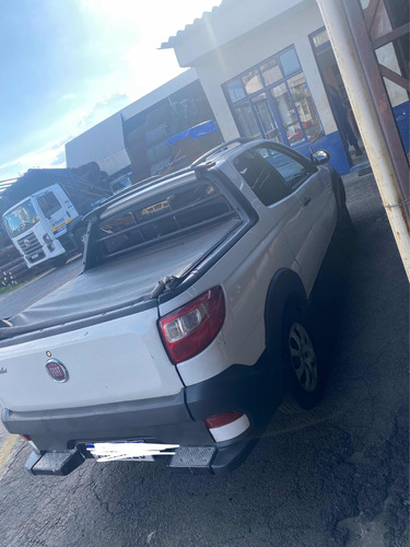 Fiat Strada 1.6 16v Trekking Cab. Dupla Flex 3p