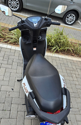 Yamaha Fluo 125 2024 Branca Com Pequenas Avarias.
