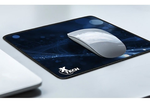 Imagen 6 de 6 de Mouse Pad gamer Xtech Voyager XTA-180 de tela y caucho 18cm x 22cm x 0.2cm negro/azul
