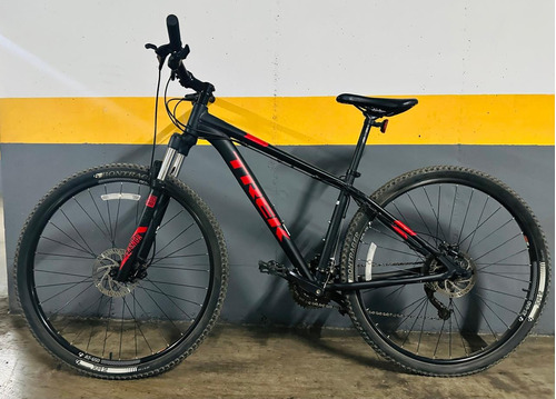 Bicicleta Trek Marlin 7 2018 17.5