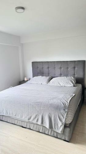 Apartamento En Santa Ines Remodelado