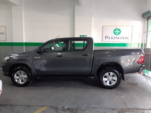 Toyota Hilux 2.8 Cd Sr 177cv 4x4 2019