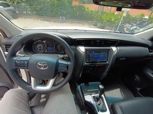 Toyota Fortuner 2.4 Street At 7As