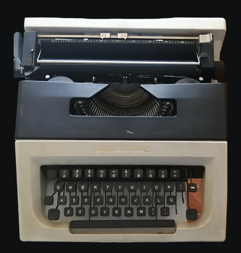 Maquina De Escribir Olivetti