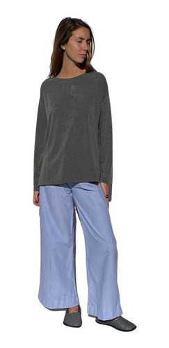 Imagen 3 de 4 de Remera De Mujer Suave Rachelle Manga Larga Modal Liso Jelue