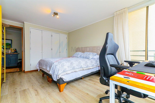Departamento En Venta De 3 Dorm. En Providencia