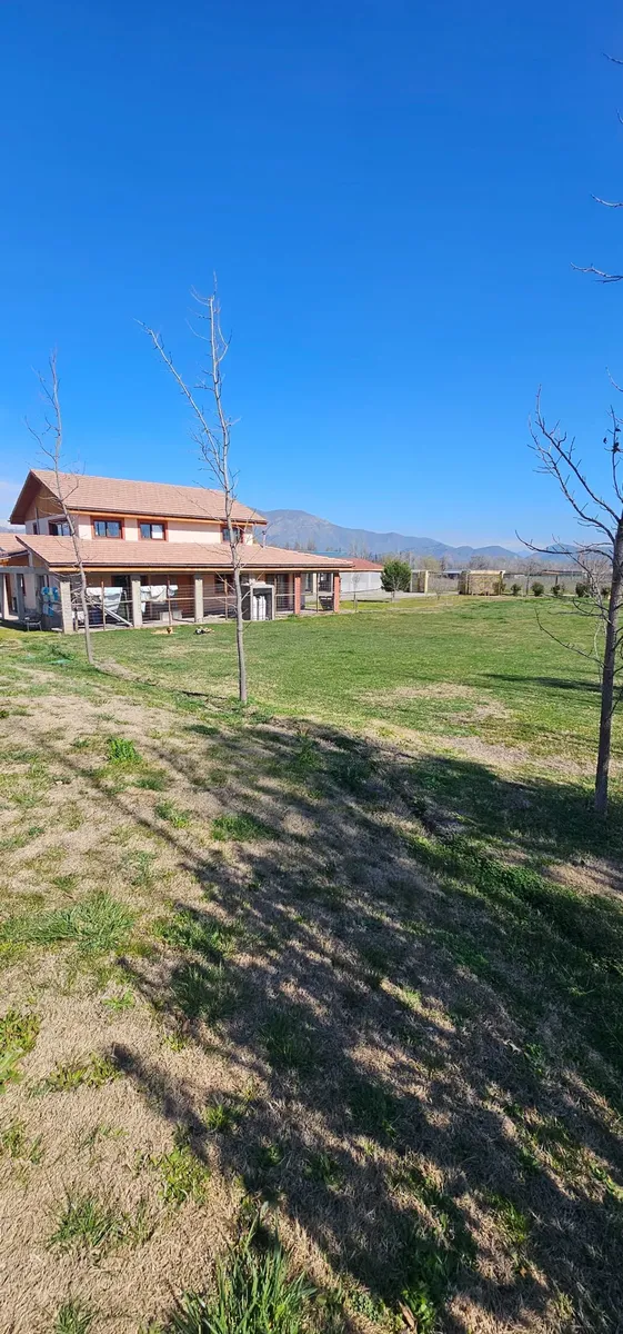 Imagen 5 de 30 de Casa Familiar Con Quincho En Pirque (172332)
