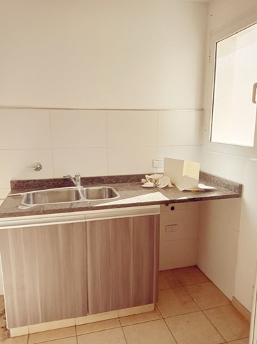 Imagen 5 de 11 de Venta De Departamento 1 Dorm Nuevo B° Alta Cba