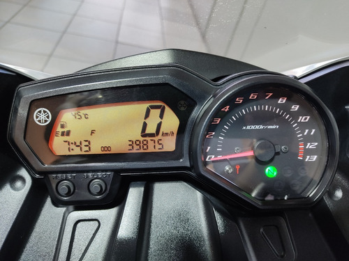 Imagem 3 de 7 de Yamaha Xj6 F 2012