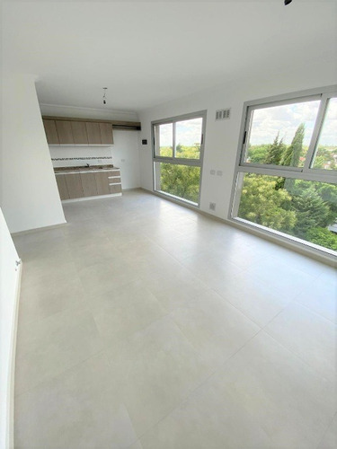 Imagen 3 de 13 de Departamento En Venta En Ituzaingo Sur
