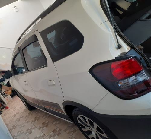Imagem 7 de 13 de Chevrolet Spin Active 1.8
