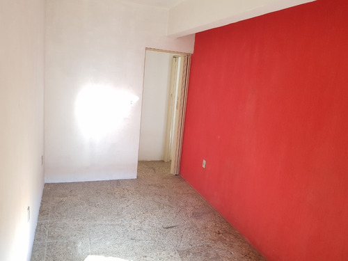 More Bem E Com Segurança! Apto Vila Fechada 2 Quartos 80m2