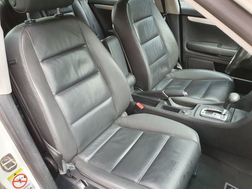 Imagen 14 de 15 de Audi A4 2008 1.8 T Trendy Multitronic Cvt