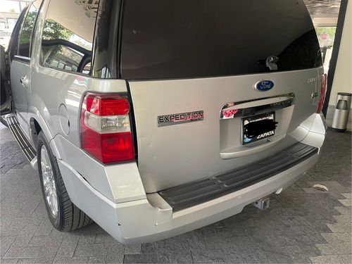Ford Expedition 5.4 Max Limited V8 4x2 Mt