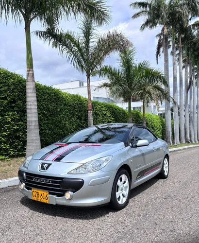 Colombiano Motor 2000 Soat Y Tecno Mecánica Vigente, 25000km