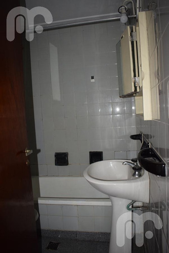 Imagen 18 de 22 de Venta Departamento Céntrico La Plata