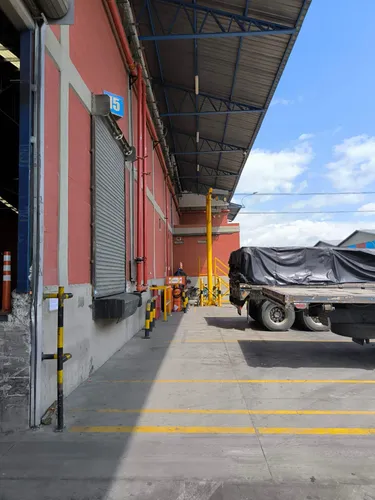 Bodega En Arriendo En El Riachuelo. Cod A1087121