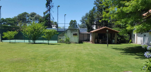Excelente Casa Quinta En Venta