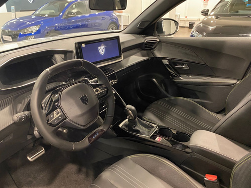 Peugeot 2008 1.0T Gt