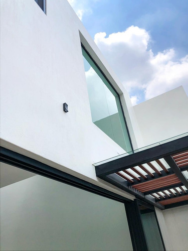 Casa En Venta En Bajio Habitat, En El Bajio, Zapopan