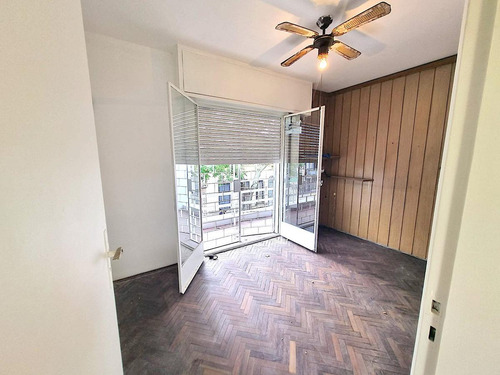 Casa En Venta 4 Dormitorios Padron Unico Garage La Comercial