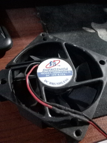 Fan Cooler Para Computadora Usado 12 Voltios