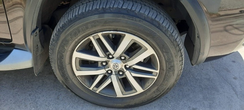 Imagen 5 de 10 de Toyota Sw4 2018 2.8 Srx 177cv 4x4 7as At